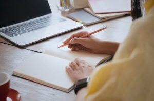 オンライン留学利用者のアンケートを紹介